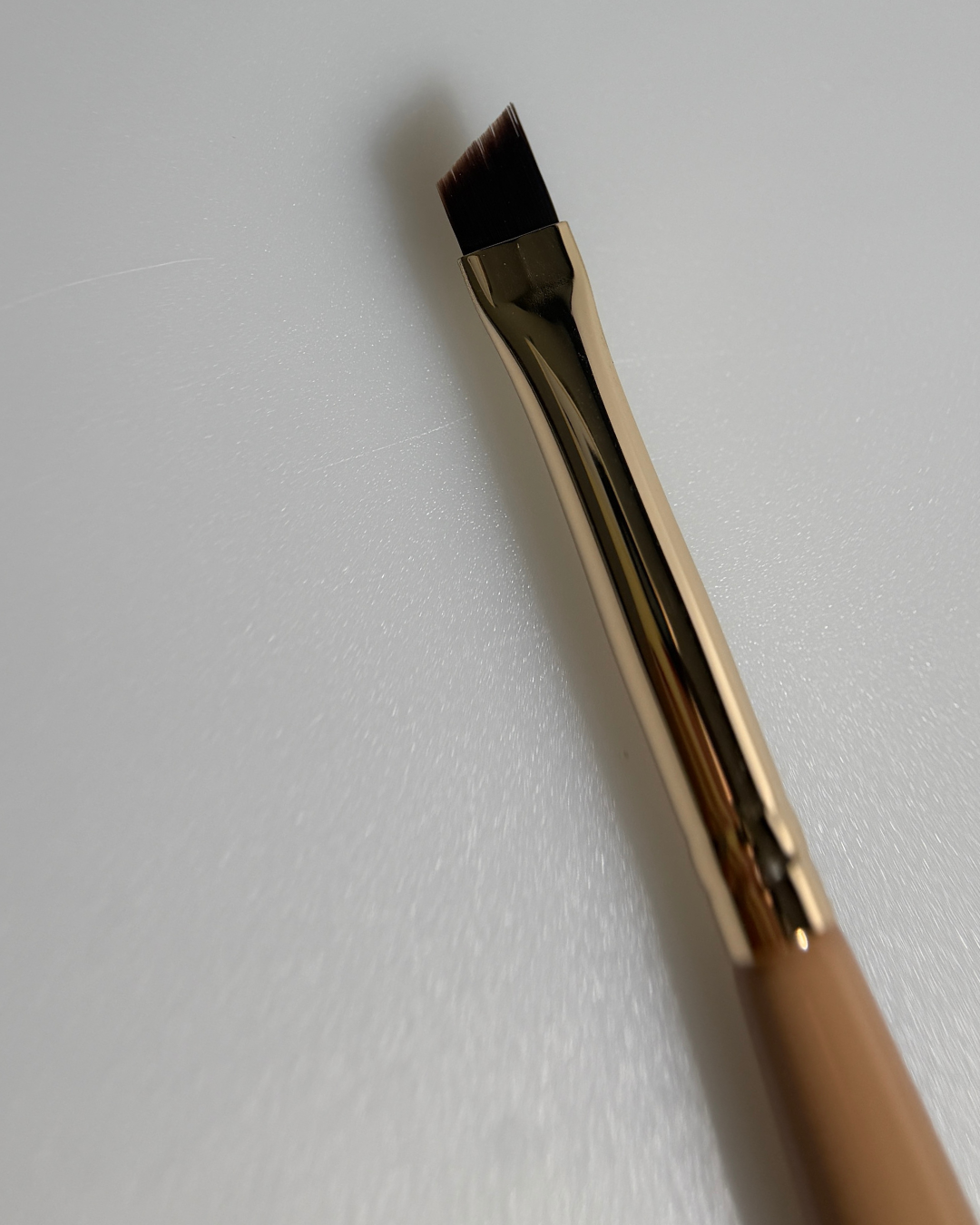 IS LINE – Der Spitze | Präzisionspinsel für Lash Lifting & Wimpernfärbung