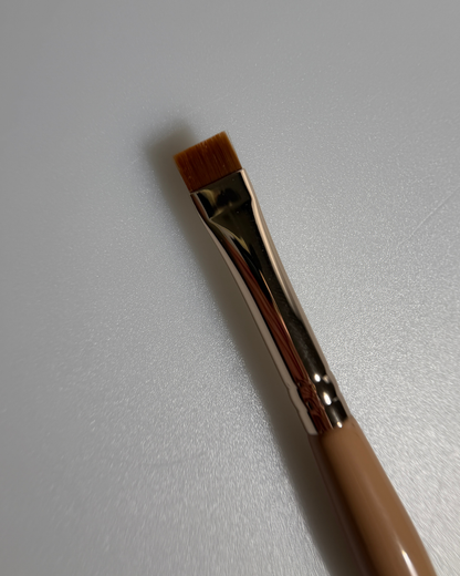 IS LINE – Der Breite | Präzisionspinsel für PMU & Brow Styling